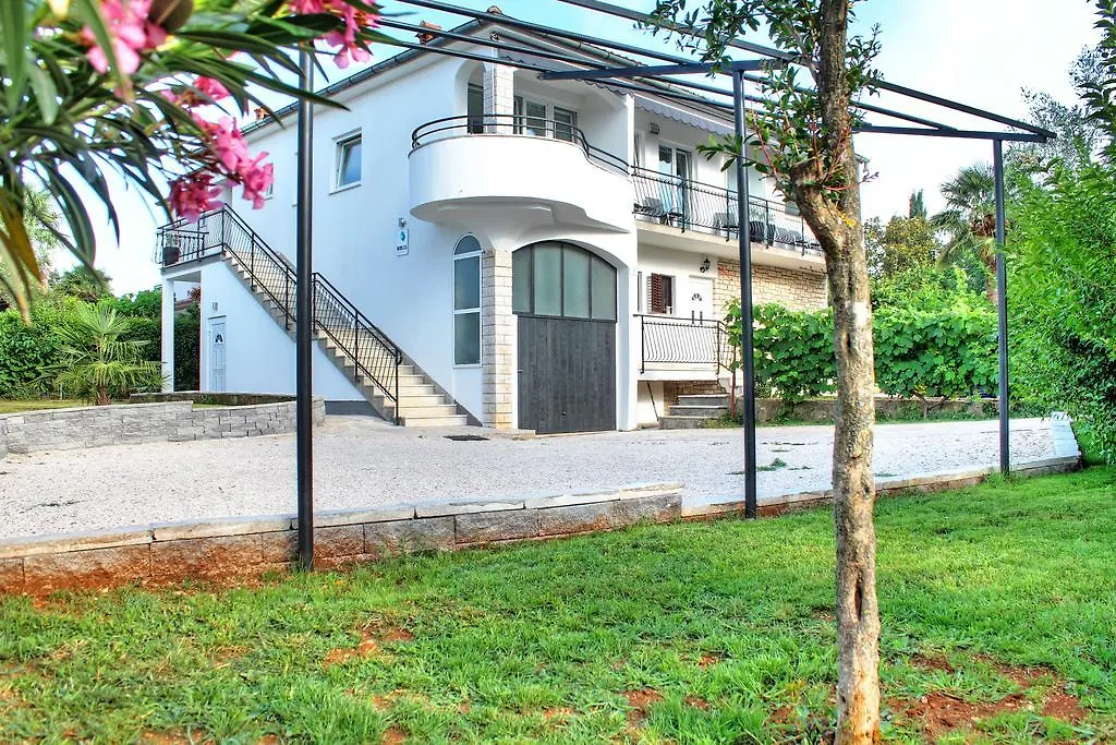 Apartments Nebuloza Rovinj
