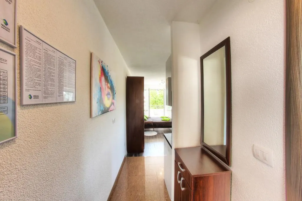 רוביני Apartments Nebuloza
