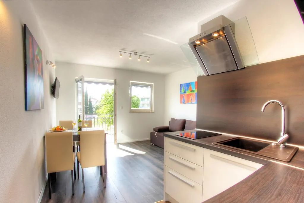 רוביני Apartments Nebuloza קרואטיה