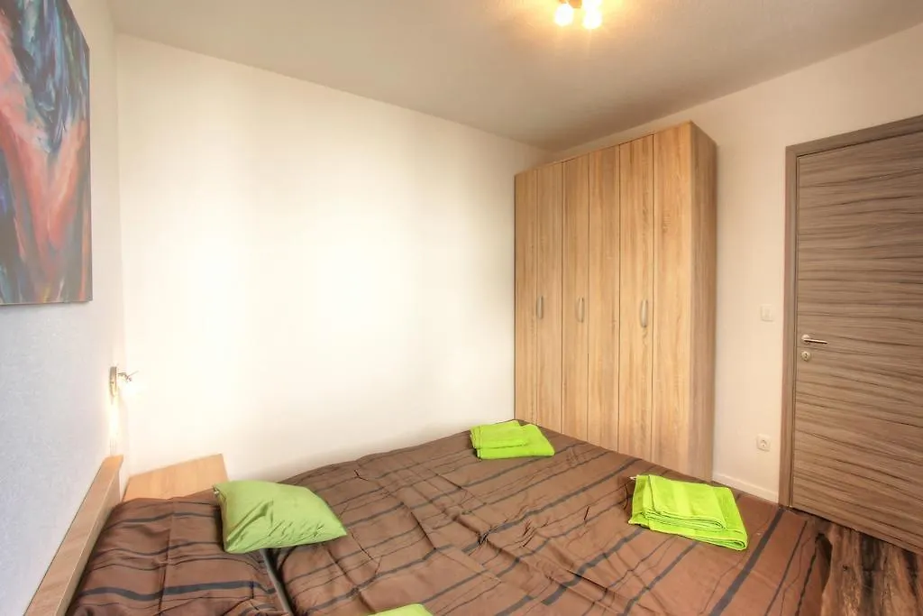 רוביני Apartments Nebuloza