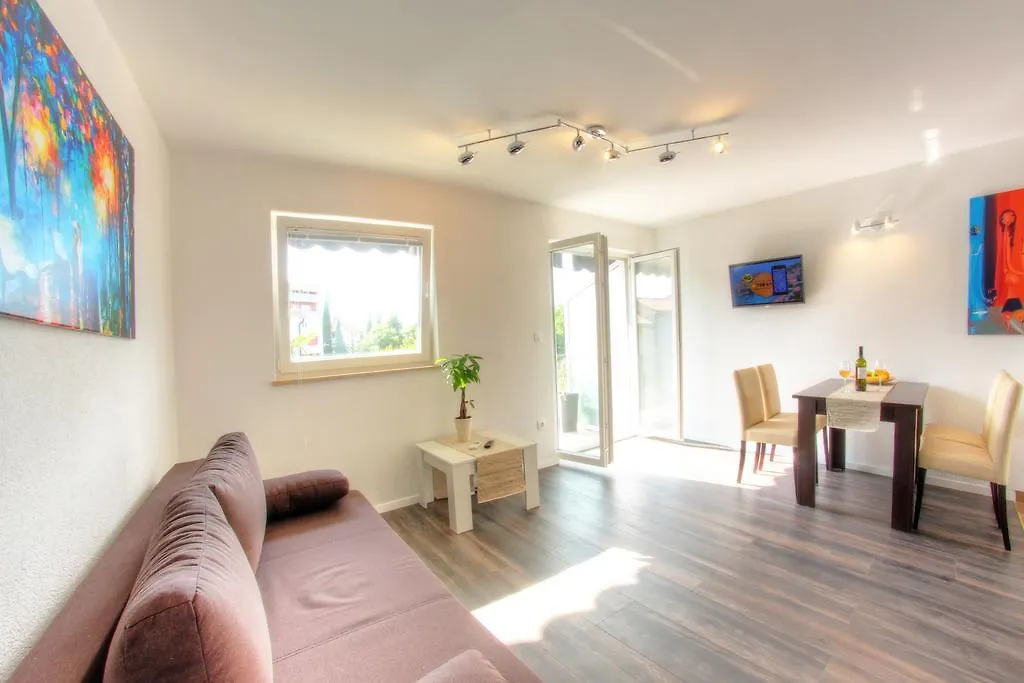 רוביני Apartments Nebuloza